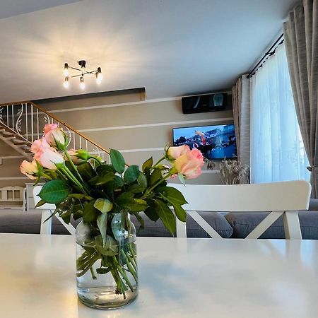 Orhideea Alba Iulia Apartamento Exterior foto