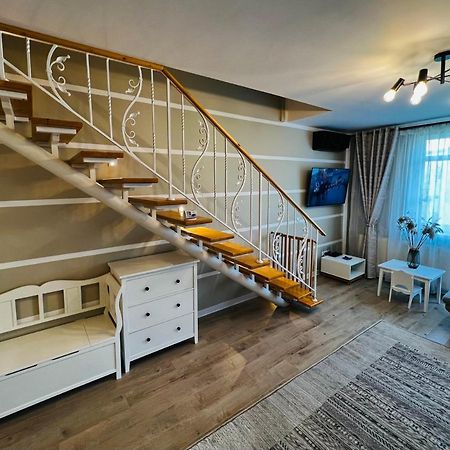 Orhideea Alba Iulia Apartamento Exterior foto